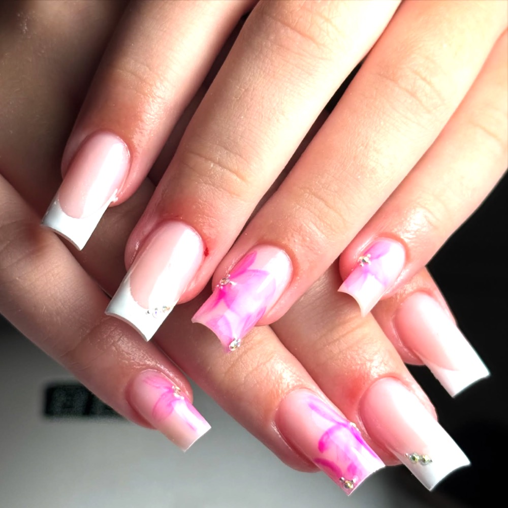 Unghie decorate, lavoro di Elisa Nails Art