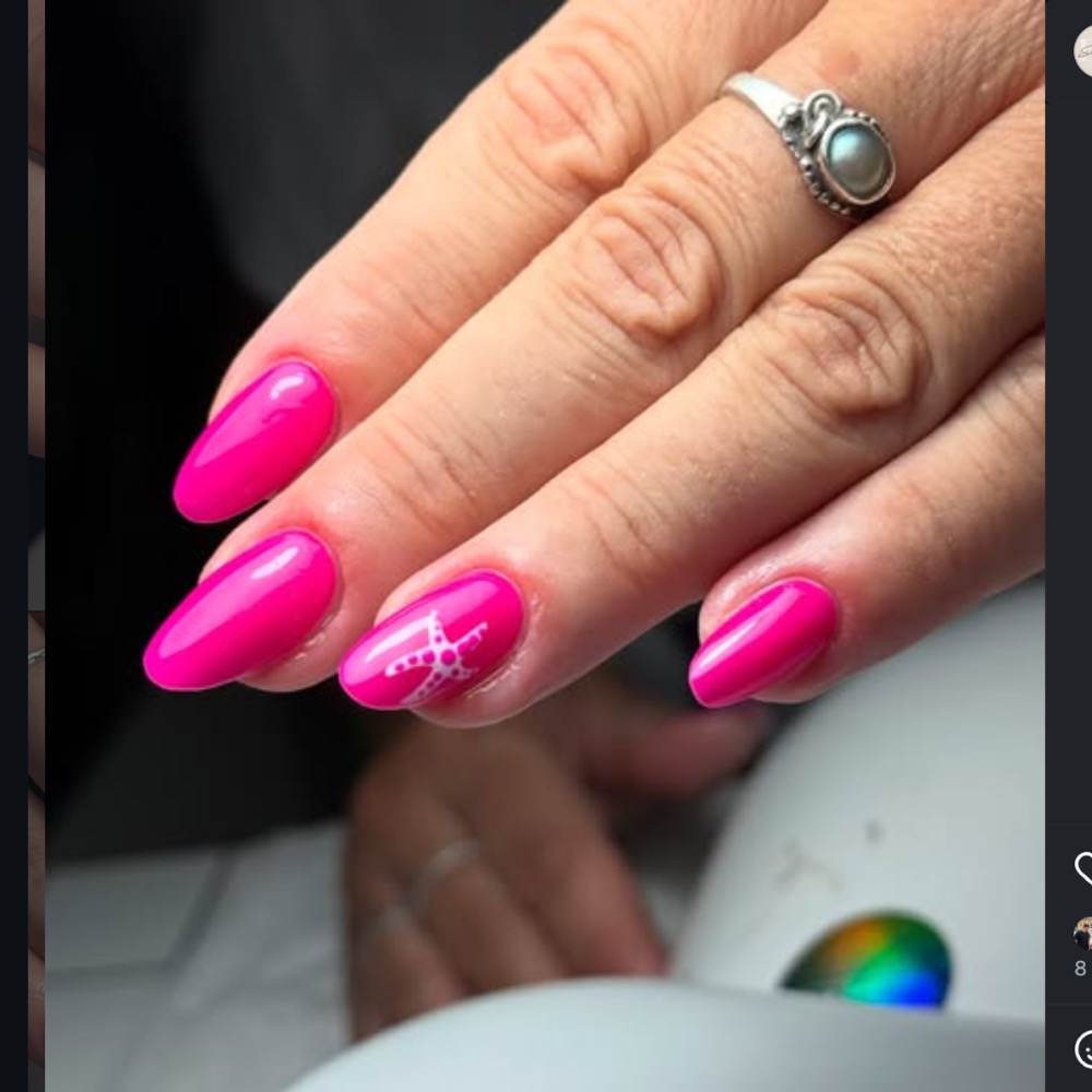 Unghie decorate, lavoro di Elisa Nails Art